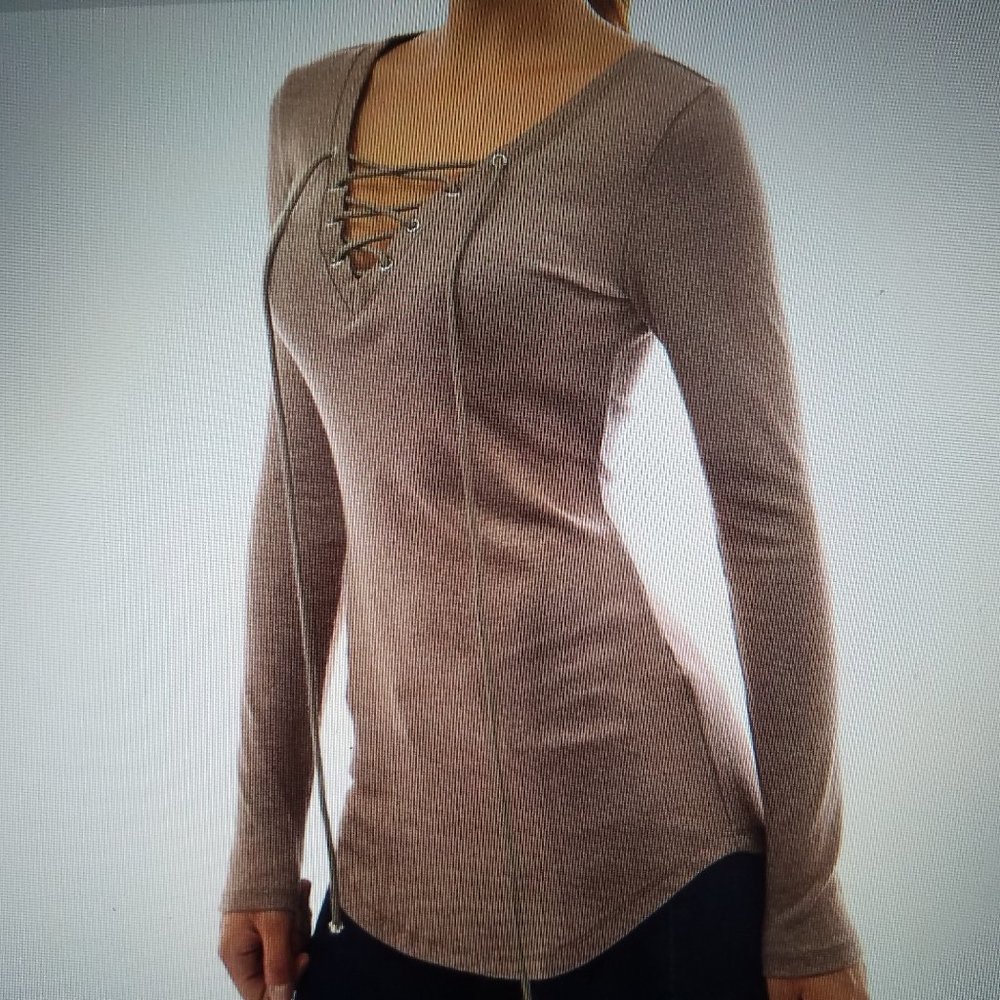 Patty Boutik Women V Neck Lace Up Curved Hem Tunics.